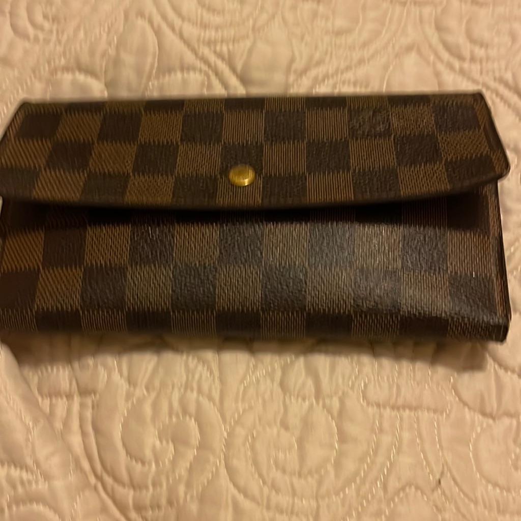 1361 Louis Vuitton Brown Damier Long Wallet